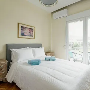 Endless View Center Apartment
